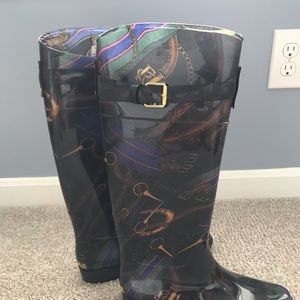 Rain boots